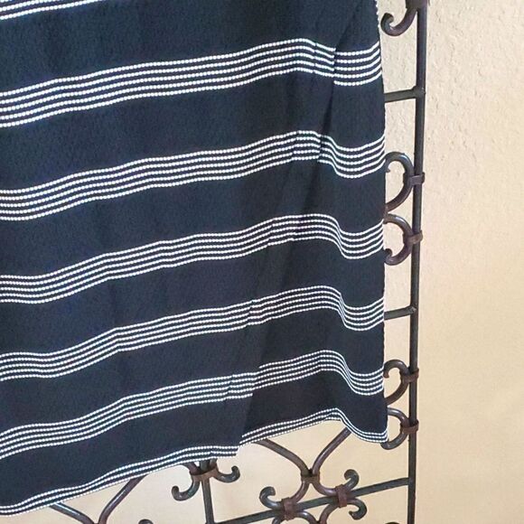 CHICO'S Striped Sheath Dress - Size 1 - Picture 5 of 7